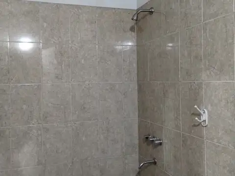 Depto Tipo Casa en Venta en Parque Avellaneda, USD 55.000