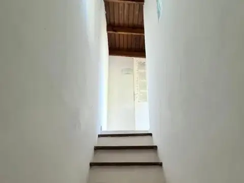 VENTA – DEPARTAMENTO TIPO DUPLEX 3 AMBIENTES – IMPECABLE ESTADO