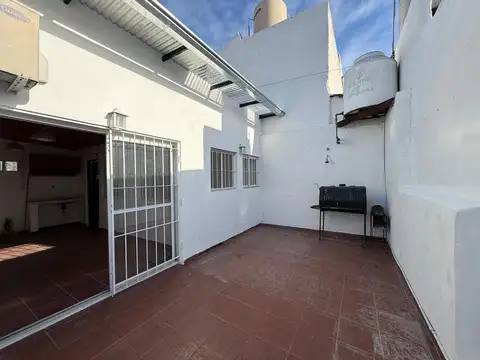 Depto Tipo Casa en Venta 40 años