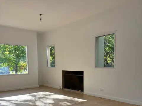 Casa en Venta en Saint Matthews, USD 390.000