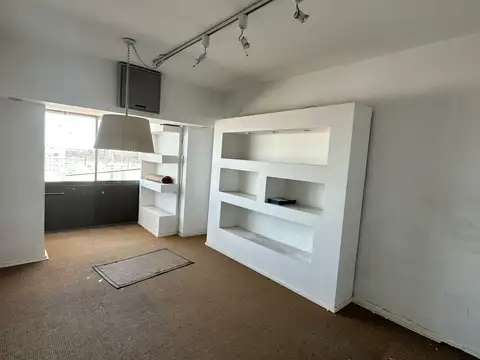 Oficina 2 ambientes con 1 baño