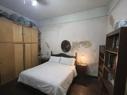 Depto Tipo Casa 3 ambientes con 2 baños