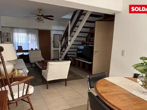 Depto Tipo Casa en Venta 50 años