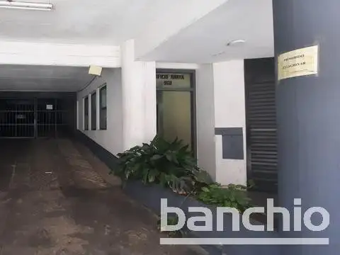 Cochera en primer piso - centro