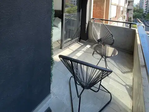 ALQUILER TEMPORARIO ITALIA 300