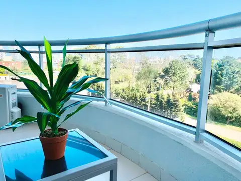 Departamento en Alquiler en Aidy Grill, USD 5.900