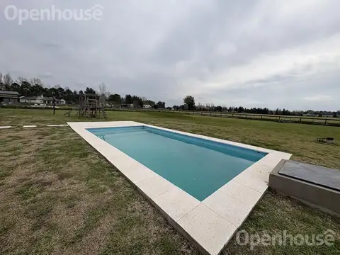Casa en Venta con 5 cocheras