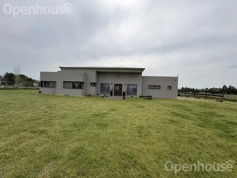 Casa en Venta en El Malacate, USD 240.000