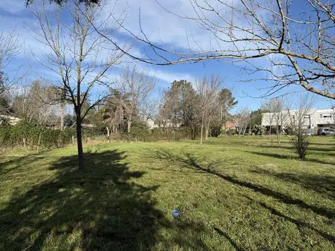 Terreno en Venta 48  mts Fondo