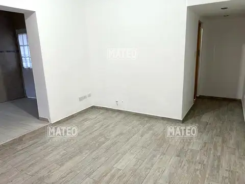Alquiler. Departamento Tipo Casa. Amplias Comodidades.