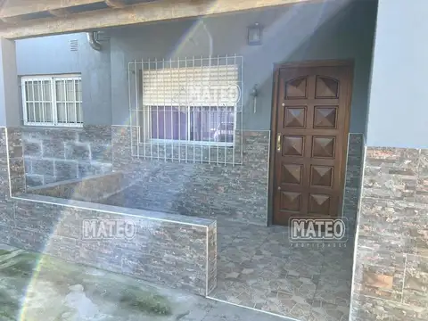 Casa 3 ambientes con 1 baño