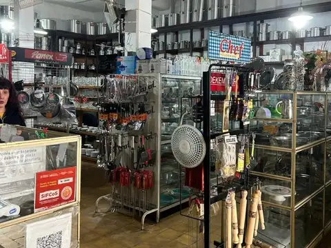 Local en Venta 89 años