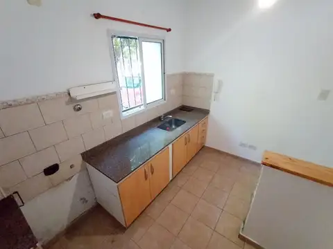 Departamento 3 ambientes con 1 baño