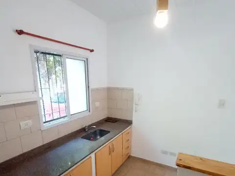 Departamento en Alquiler en Quilmes Oeste, $ 750.000