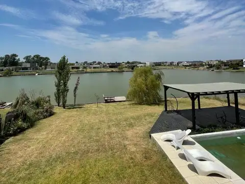 Casa en Venta en Pilar, USD 380.000