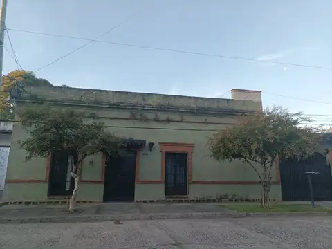 CASA EN VENTA A METROS DE LA COSTANERA, FINANCIADA