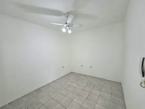 Depto Tipo Casa en Venta de 2 ambientes