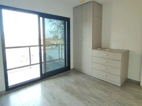 Departamento en Alquiler en Republica De La Sexta, $ 600.000
