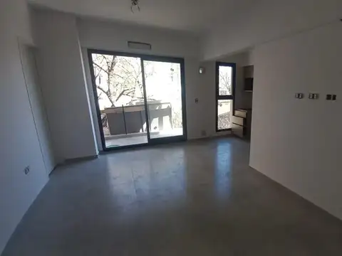 33 Orientales 600. Entre Mexico y Avenida independencia