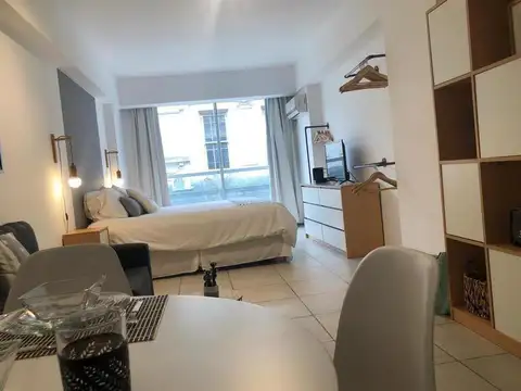 Viamonte 2100