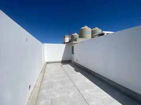 Venta departamento monoambiente con terraza exclusiva
