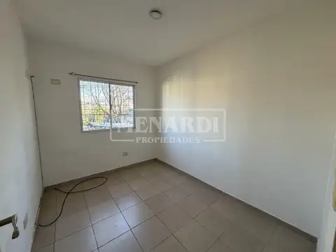 Departamento en Alquiler en Chilavert, $ 480.000