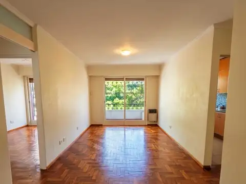 Departamento con balcon - zona ideal
