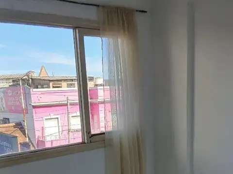 Monoambiente en pleno centro de Haedo APTO PROFESIONAL
