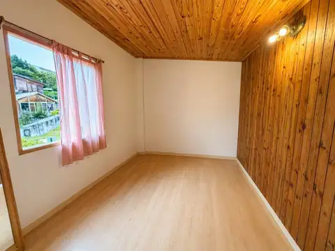 VENTA O PERMUTA casa + local + dptos Ushuaia.