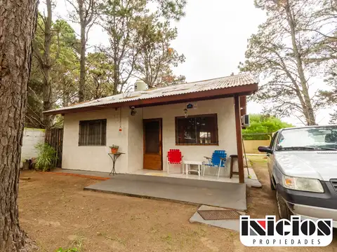Casa funcional con espacios verdes - C1089