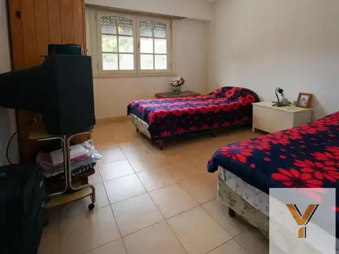 Casa en Venta - 2 Dormitorios 1 Baño - 420mts - Mar Del Plata