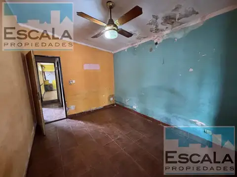 Casa en Alquiler con 1 cochera