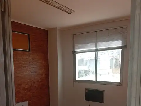 Oficina en Alquiler 40 años