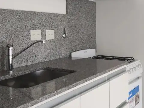 Dean Funes e/ Bartolomé Mitre y San Martin