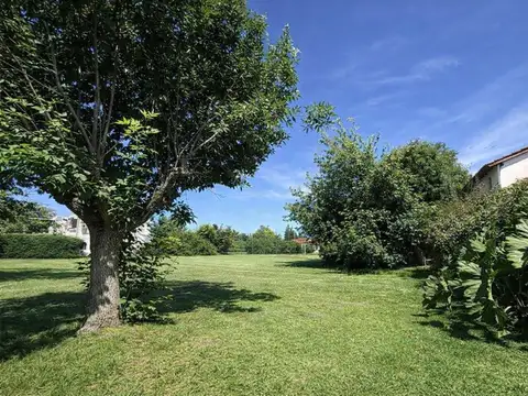 Oportunidad Unica de Lote en ARANJUEZ COUNTRY CLUB