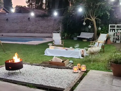 Casa 5 ambientes con 3 baños