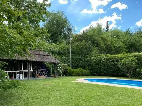 GREEN HILL MASCHWITZ  CASA | 883 DE LOTE | QUINCHO | PILETA