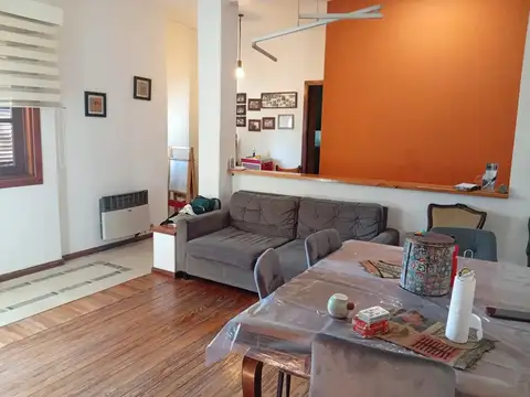 Depto Tipo Casa en Venta 60 años