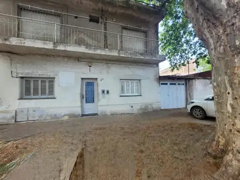 Dos casas en una  de 3 dormitorios cada una