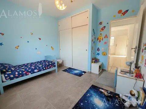 Depto Tipo Casa en Venta al Este