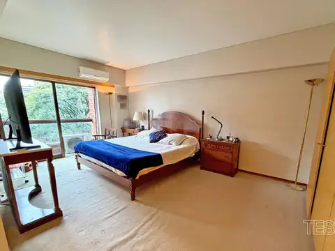 Departamento en Venta con 3 cocheras