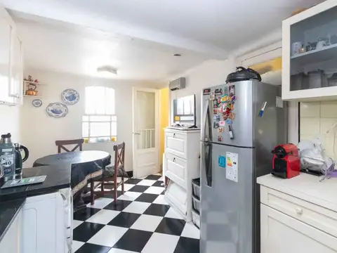 Venta Departamento 4 Ambientes Edificio histórico