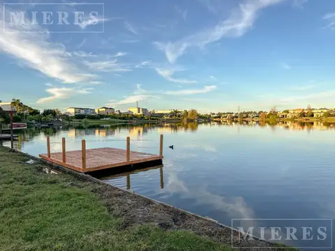 Casa en Alquiler de 4 dormitorios