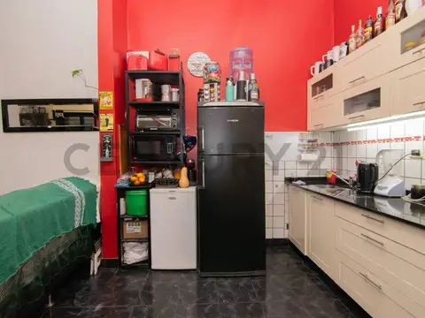 VENTA PH 2 ambientes con patio y terraza | Saenz Peña