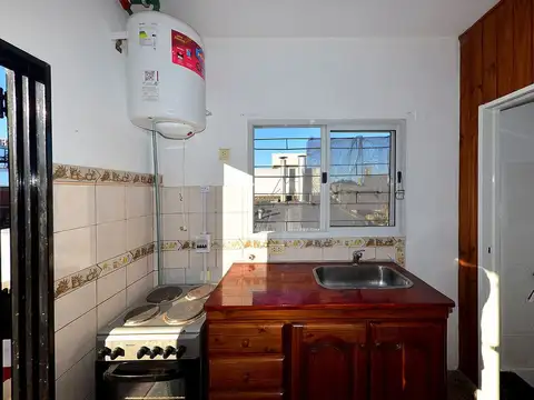 Depto Tipo Casa en Alquiler en Munro, $ 700.000