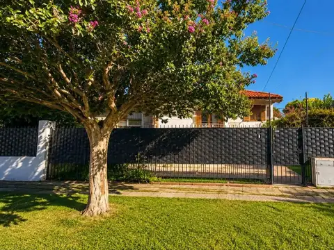 Casa en Castelar Norte.