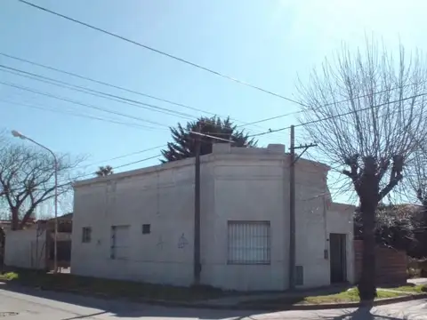 Casa - Venta - Argentina, Lobos