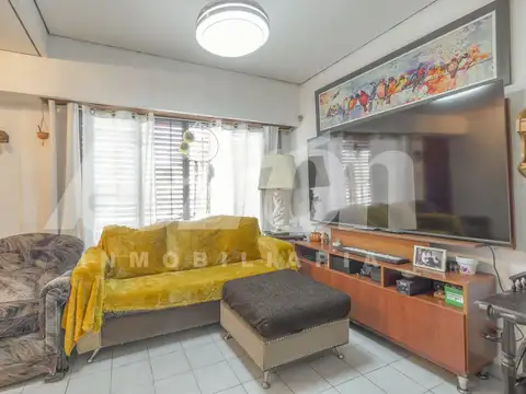 Casa 5 ambientes con 4 baños