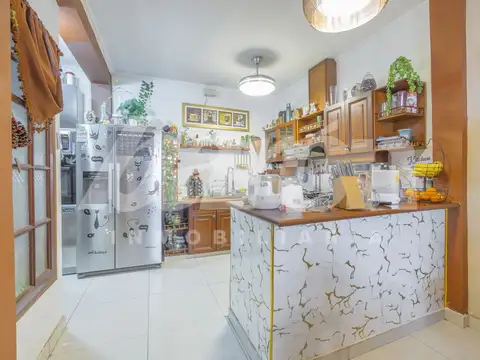 VENTA - CASA 5 AMBIENTES - ENTRE RIOS 397 LOMAS DE ZAMORA