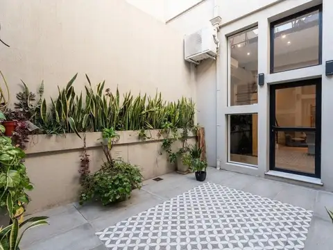 Depto Tipo Casa en Venta en Flores, USD 449.000
